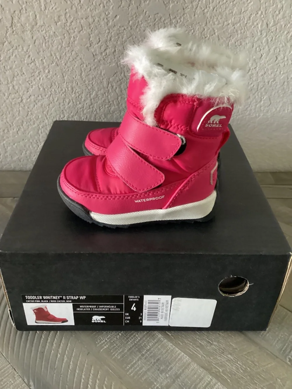 SOREL Baby’s Whitney II Strap Boots, size 4